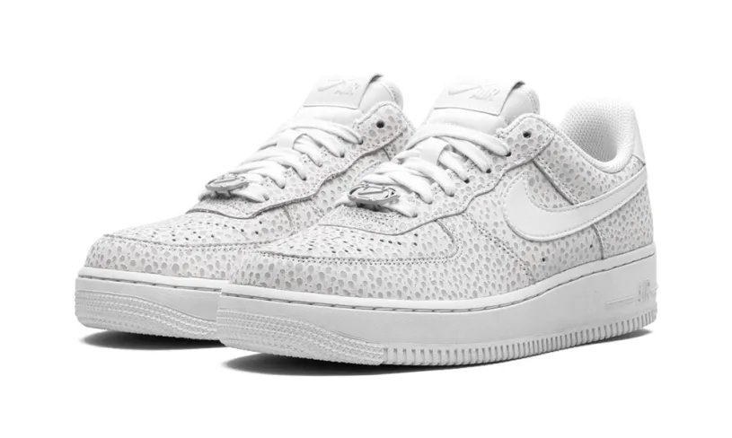 Nike Lifestyle AIR FORCE 1 '07 WMNS 'Grey'